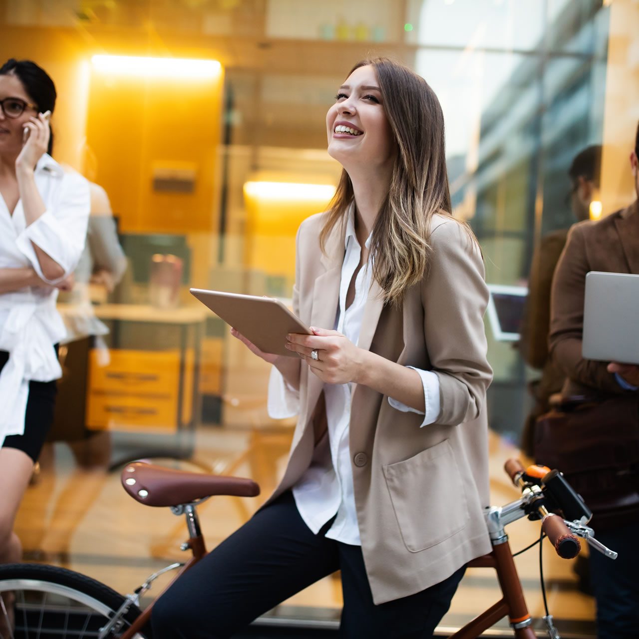 business-team-digital-device-technology-connecting-2021-08-26-17-30-55-utc business-team-digital-device-technology-connecting-2021-08-26-17-30-55-utc